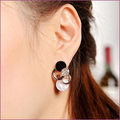 18K Gold Plated Black And White Shell Earrings