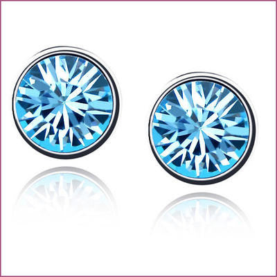 4 Unique Pairs Of Swarovski Elements Crystals Studs