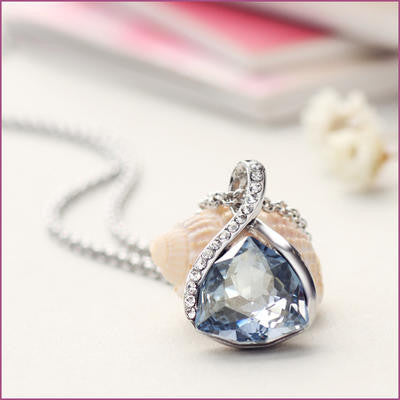 Platinum Plated Blue Austrian Crystals Pendant